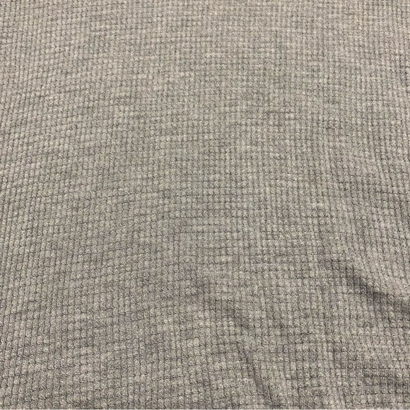 FREE PEOPLE WE THE FREE Long Sleeve Raw Hem Loose Fit Gray
Henley - Picture 3 of 6